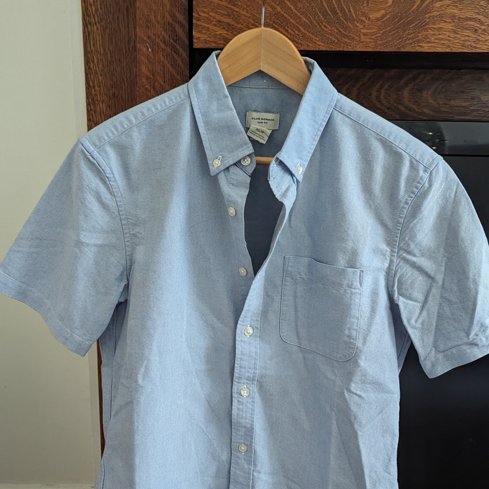 Club Monaco Sky Blue Casual Button-Down Shirt